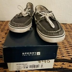 Sperry top sider Halyard boat shoes boys size 3